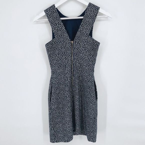 H&M Printed Career Mini Dress with Exposed Zipper - Picture 2 of 5